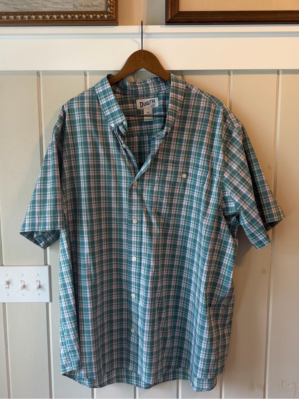 Duluth Trading Co Teal, White & Red Plaid Short Sleeve Button-Up, Size 2XL, NWOT